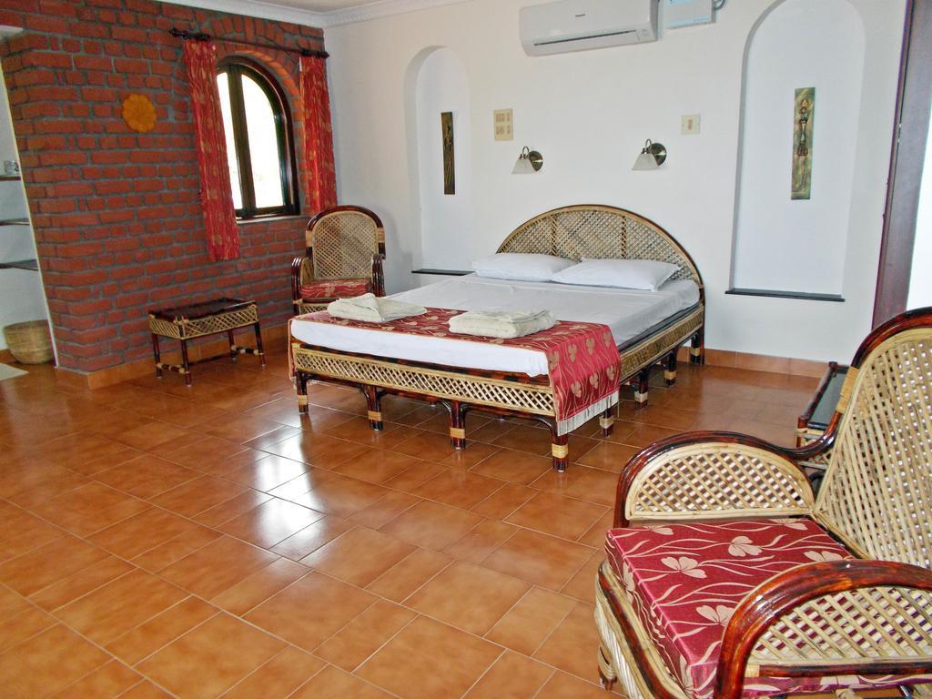 Lakeside Dindigul Hotel Phòng bức ảnh